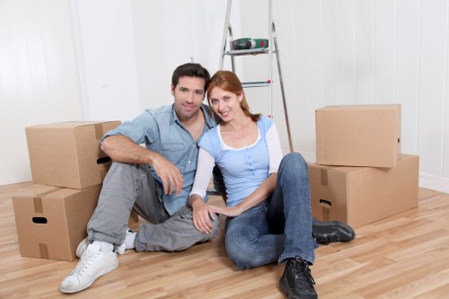 Local Brixton movers organizing a careful relocation